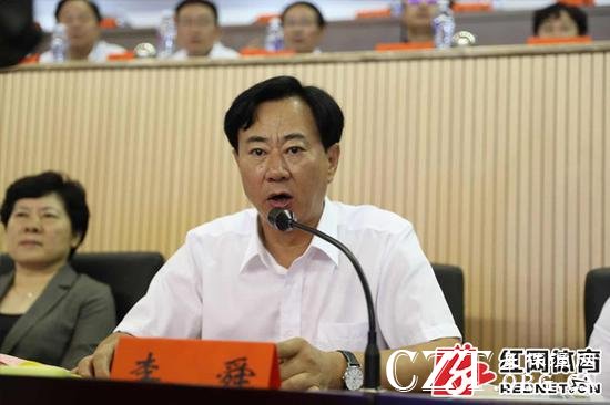 湖南省体育局党组书记、局长，省第十三届运动会组委会副主任李舜致开赛辞。