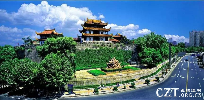 (天心阁,古城长沙的标志。星辰拍客 龚振欧 摄)