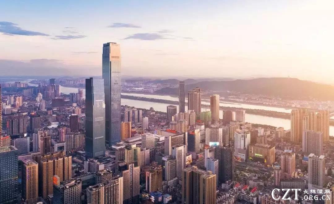 (航拍长沙。图片来自网络)